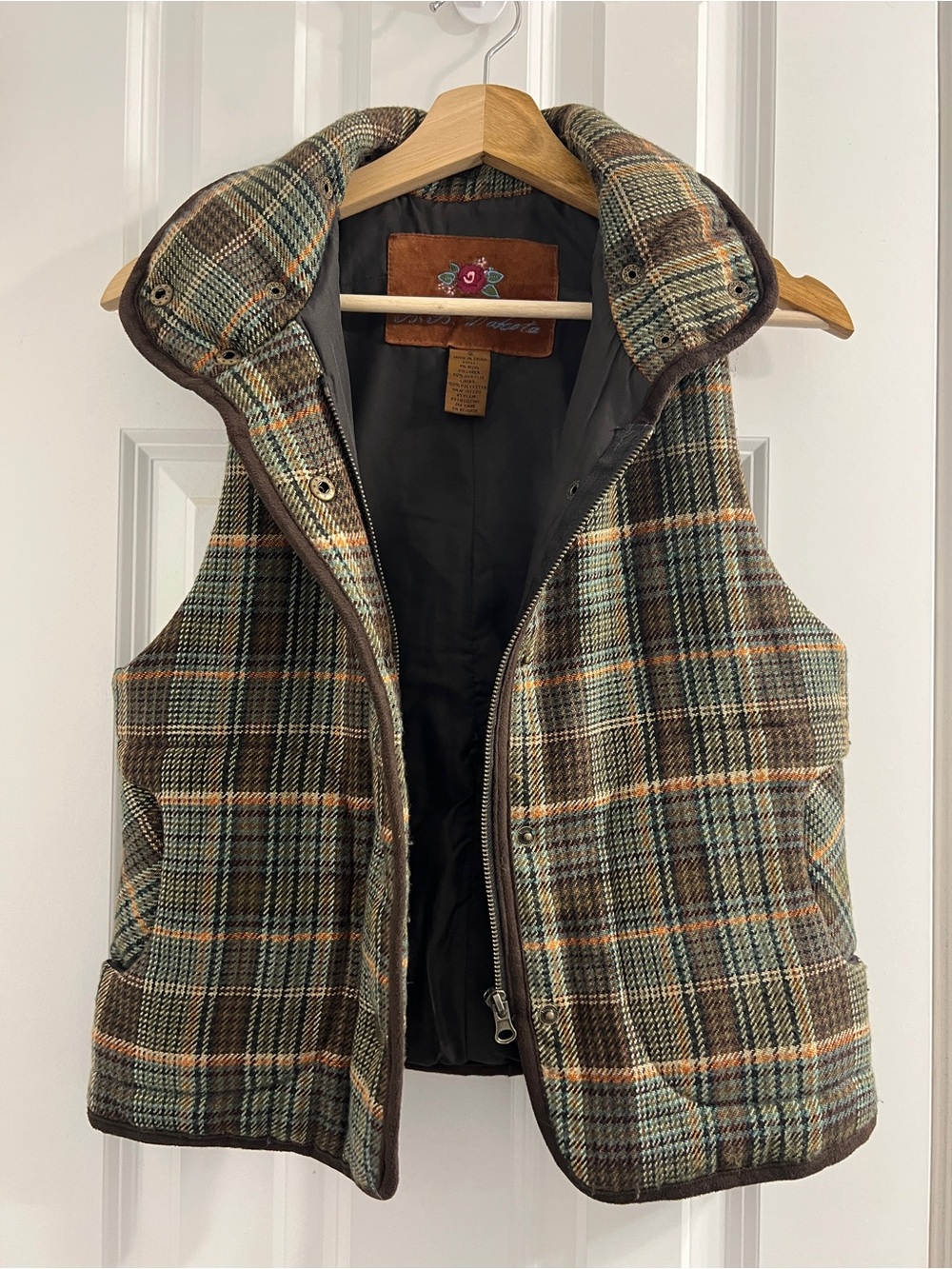 BB Dakota Classic Academia Plaid Quilted Vest- XS/S - Picture 8 of 15